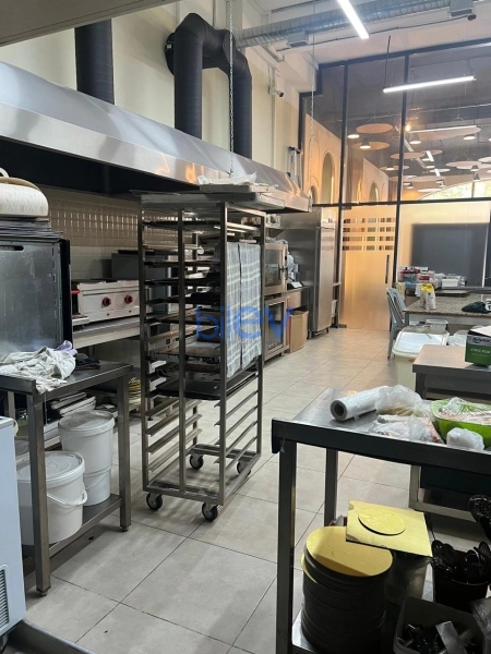 Satış 2 otaqlı Obyekt  135m², Bakı