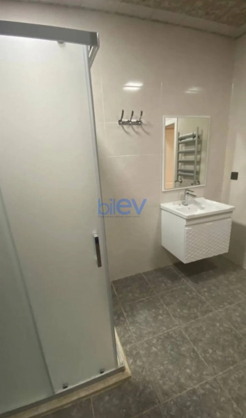 Aylıq Kirayə 2 otaqlı Yeni Tikili bina evi  63m², Bakı
