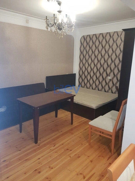 Satış 1 otaqlı Köhnə Tikili bina evi  40m², Bakı