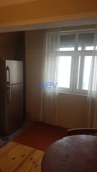 Satış 1 otaqlı Köhnə Tikili bina evi  40m², Bakı