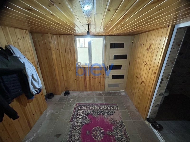 Satış 7 otaqlı Köhnə Tikili bina evi  750m², Sumqayıt