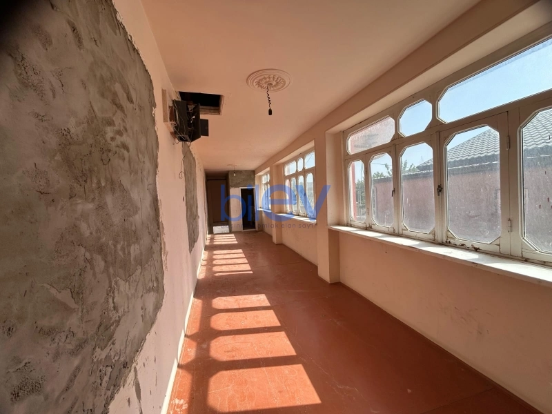Satış 7 otaqlı Köhnə Tikili bina evi  750m², Sumqayıt