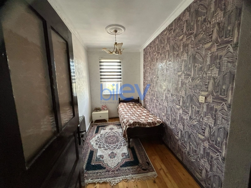 Satış 7 otaqlı Köhnə Tikili bina evi  750m², Sumqayıt