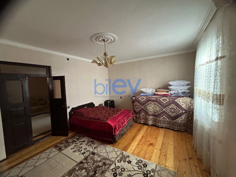 Satış 7 otaqlı Köhnə Tikili bina evi  750m², Sumqayıt