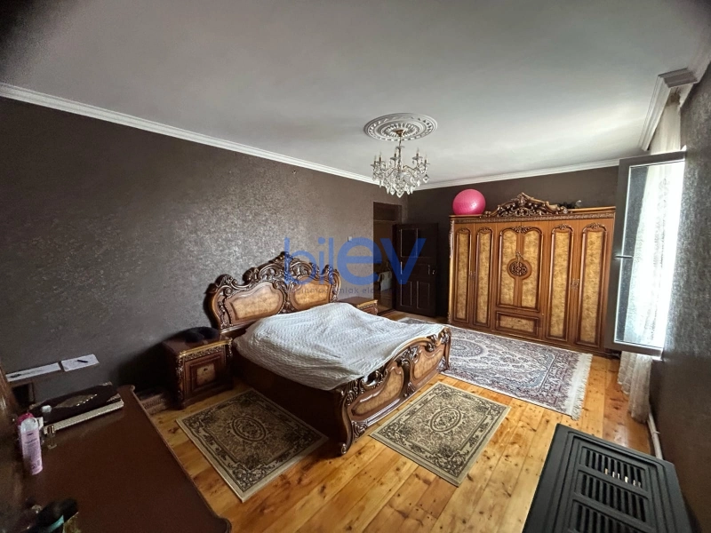 Satış 7 otaqlı Köhnə Tikili bina evi  750m², Sumqayıt