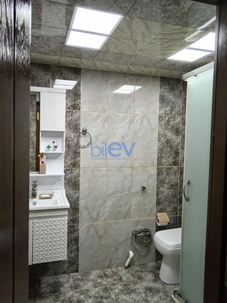 Satış 2 otaqlı Yeni Tikili bina evi  70m², Bakı