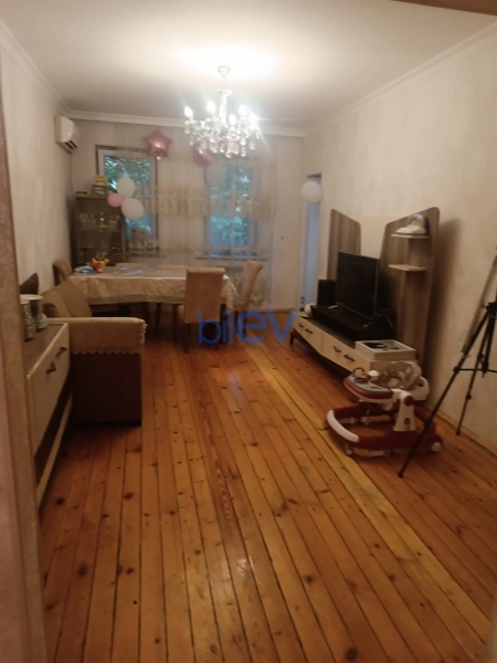 Satış 3 otaqlı Köhnə Tikili bina evi  100m², Bakı