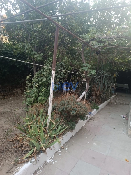 Satış 3 otaqlı Köhnə Tikili bina evi  100m², Bakı