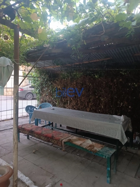 Satış 3 otaqlı Köhnə Tikili bina evi  100m², Bakı