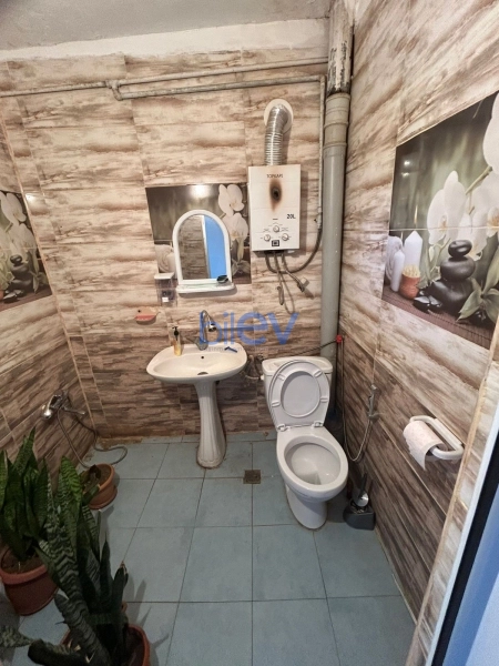 Satış 18 otaqlı Obyekt  150m², Bakı