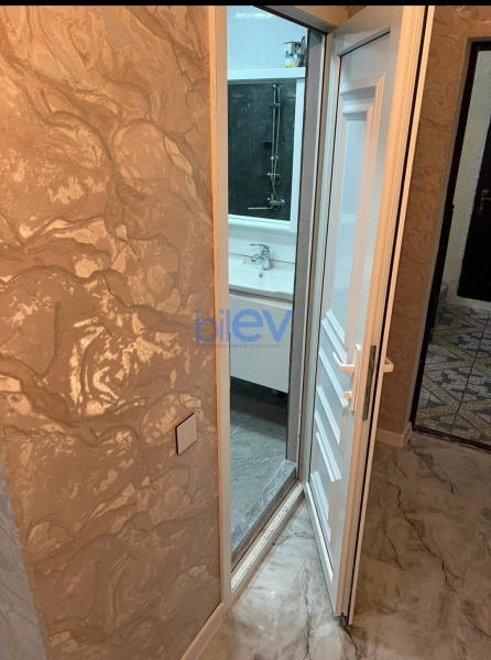 Satış 3 otaqlı Yeni Tikili bina evi  70m², Bakı