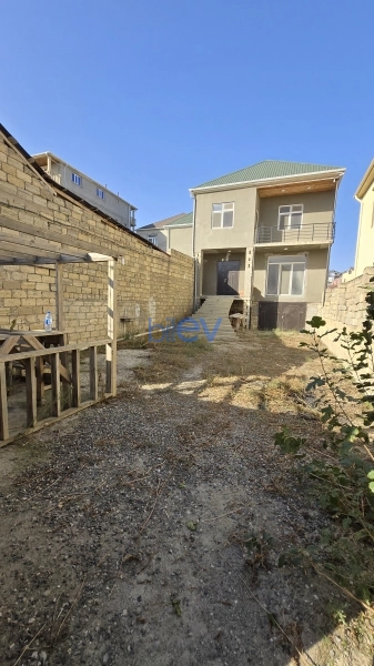 Satış 6 otaqlı Həyət evi  250m², Bakı