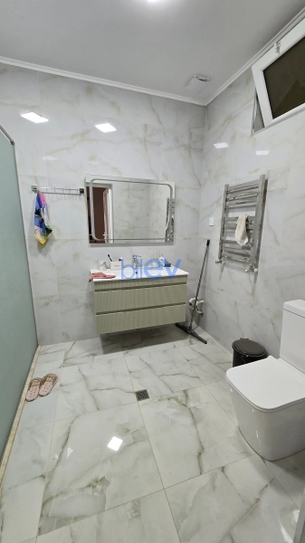 Satış 6 otaqlı Həyət evi  250m², Bakı