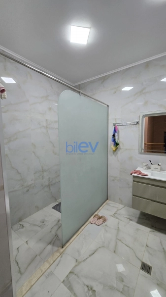Satış 6 otaqlı Həyət evi  250m², Bakı