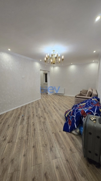 Satış 6 otaqlı Həyət evi  250m², Bakı
