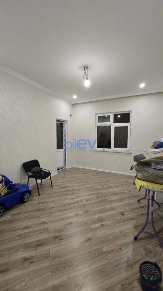 Satış 6 otaqlı Həyət evi  250m², Bakı
