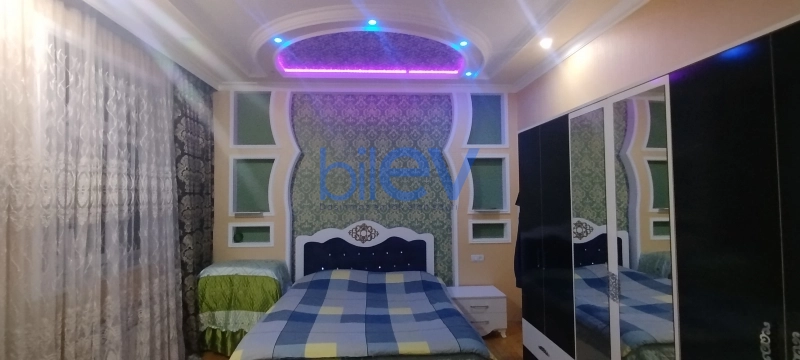 Satış 7 otaqlı Həyət evi  218m², Şəki