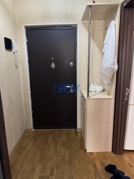 Aylıq Kirayə 3 otaqlı Köhnə Tikili bina evi  60m², Bakı
