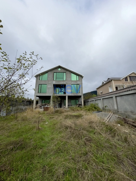 Satış 9 otaqlı Bağ evi  320m², İsmayıllı