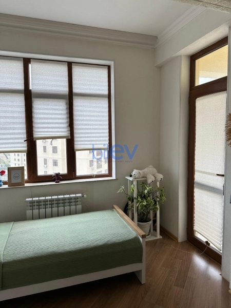 Satış 3 otaqlı Yeni Tikili bina evi  117m², Bakı