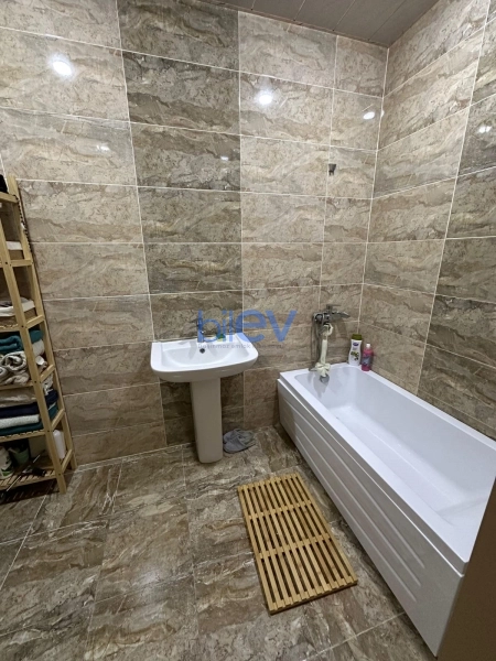 Satış 3 otaqlı Yeni Tikili bina evi  117m², Bakı