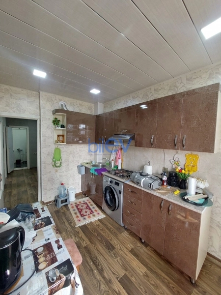 Satış 2 otaqlı Köhnə Tikili bina evi  52m², Bakı