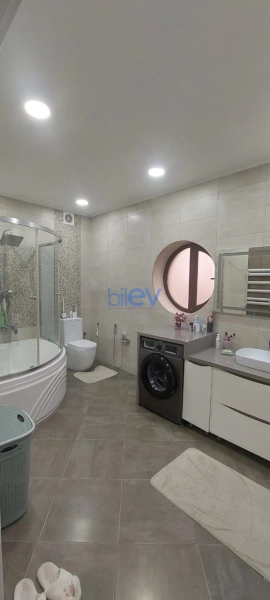 Satış 5 otaqlı Bağ evi  500m², Bakı