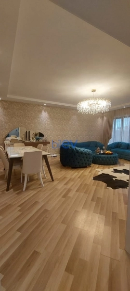 Satış 5 otaqlı Bağ evi  500m², Bakı