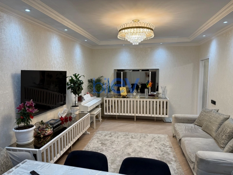 Satış 3 otaqlı Köhnə Tikili bina evi  70m², Sumqayıt