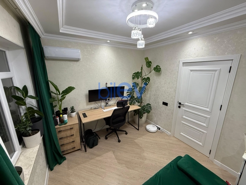 Satış 3 otaqlı Köhnə Tikili bina evi  70m², Sumqayıt