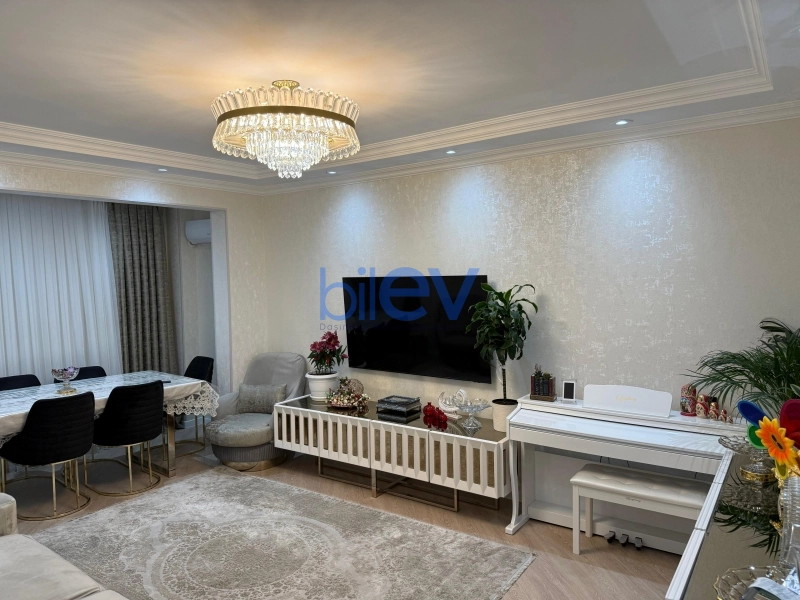 Satış 3 otaqlı Köhnə Tikili bina evi  70m², Sumqayıt