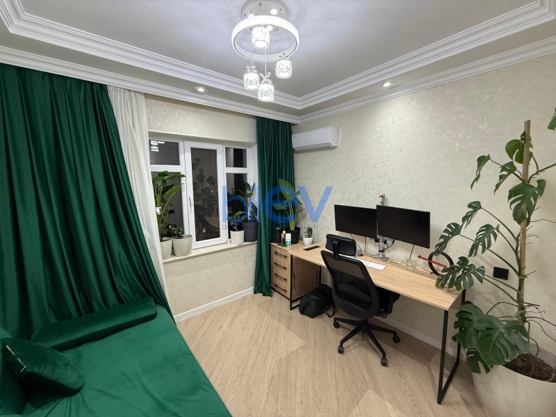 Satış 3 otaqlı Köhnə Tikili bina evi  70m², Sumqayıt