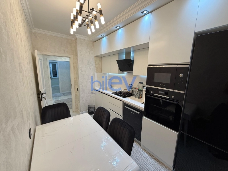 Satış 3 otaqlı Köhnə Tikili bina evi  70m², Sumqayıt