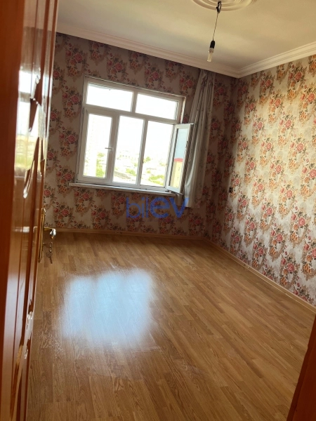 Satış 4 otaqlı Köhnə Tikili bina evi  86m², Gəncə