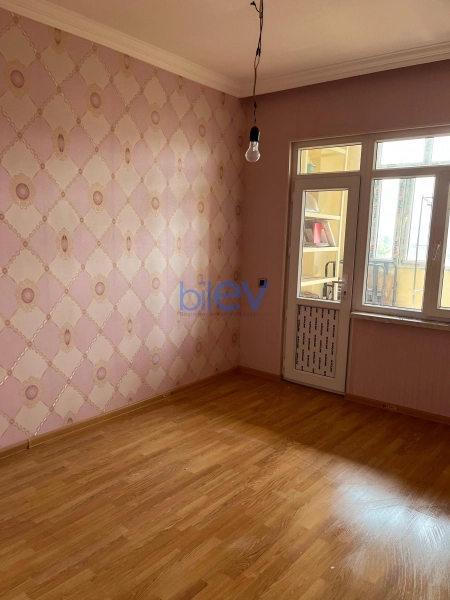 Satış 4 otaqlı Köhnə Tikili bina evi  86m², Gəncə