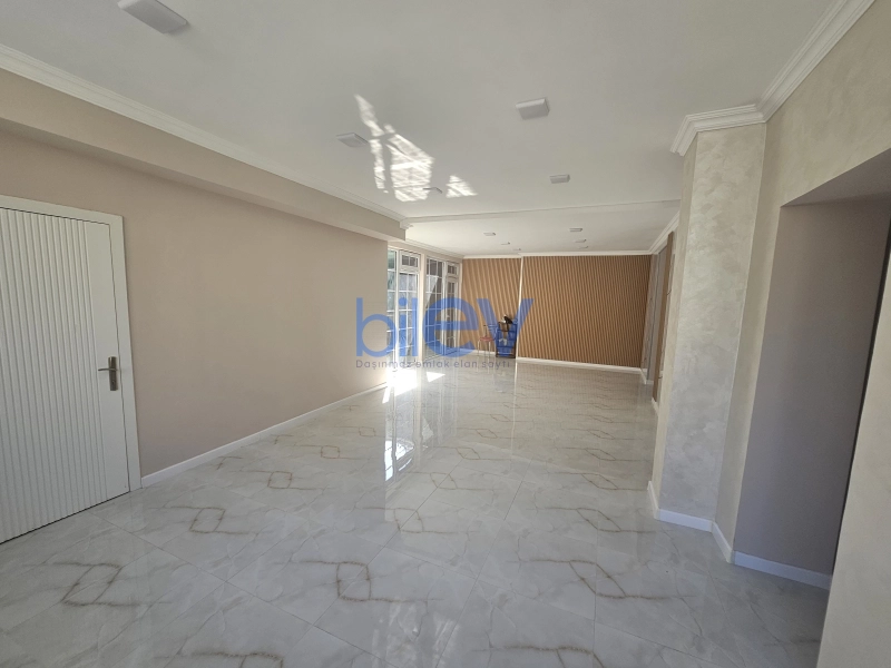 Aylıq Kirayə 4 otaqlı Köhnə Tikili bina evi  150m², Bakı