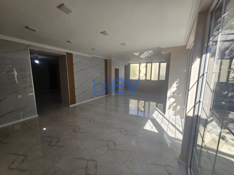 Aylıq Kirayə 4 otaqlı Köhnə Tikili bina evi  150m², Bakı
