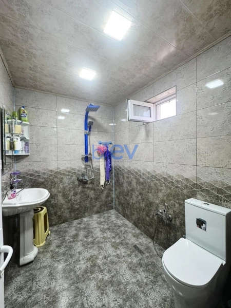 Satış 5 otaqlı Həyət evi  140m², Bakı