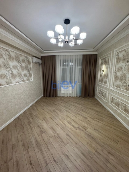 Satış 3 otaqlı Yeni Tikili bina evi  130m², Bakı