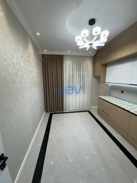 Satış 3 otaqlı Yeni Tikili bina evi  130m², Bakı