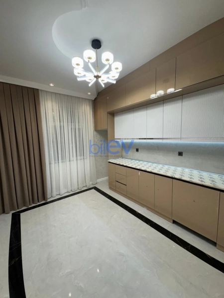 Satış 3 otaqlı Yeni Tikili bina evi  130m², Bakı