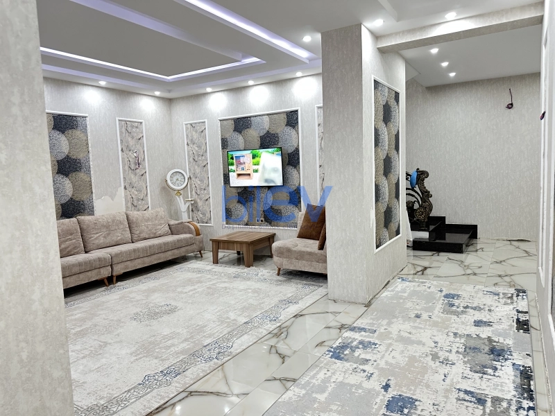 Satış 6 otaqlı Həyət evi  300m², Bakı