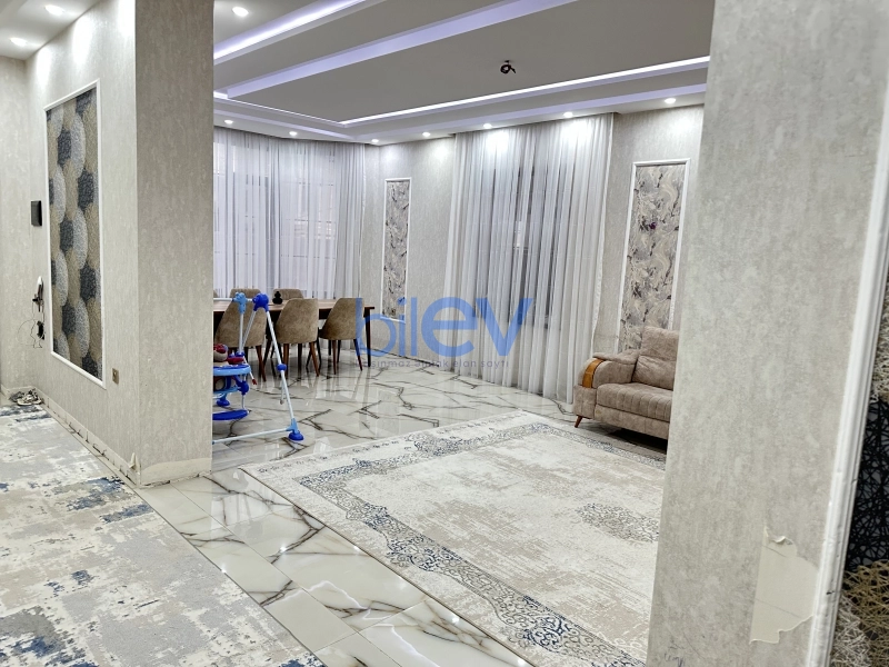 Satış 6 otaqlı Həyət evi  300m², Bakı