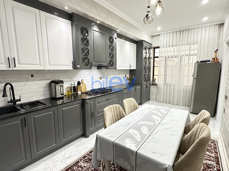 Satış 6 otaqlı Həyət evi  300m², Bakı