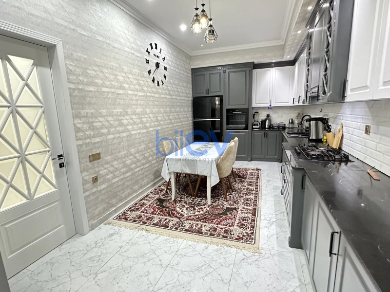 Satış 6 otaqlı Həyət evi  300m², Bakı