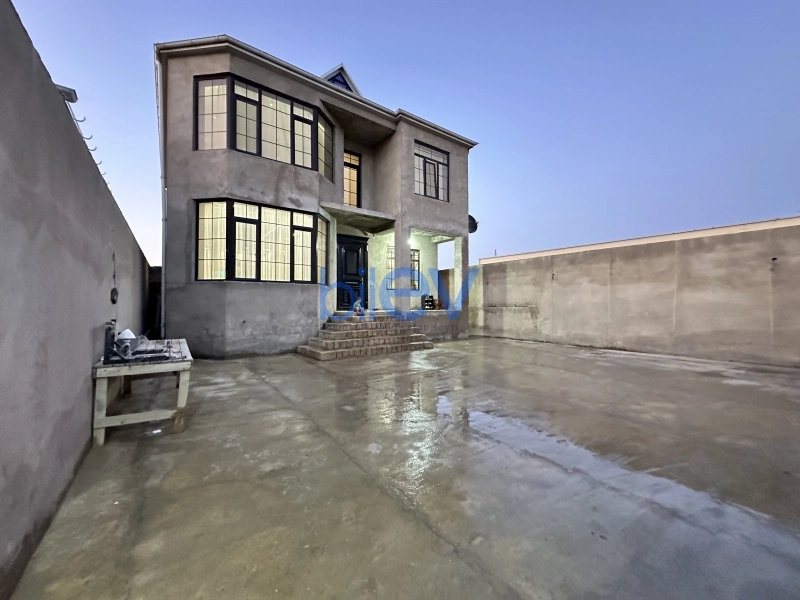 Satış 6 otaqlı Həyət evi  300m², Bakı