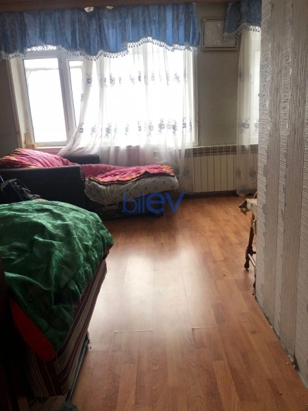 Aylıq Kirayə 3 otaqlı Köhnə Tikili bina evi  75m², Bakı