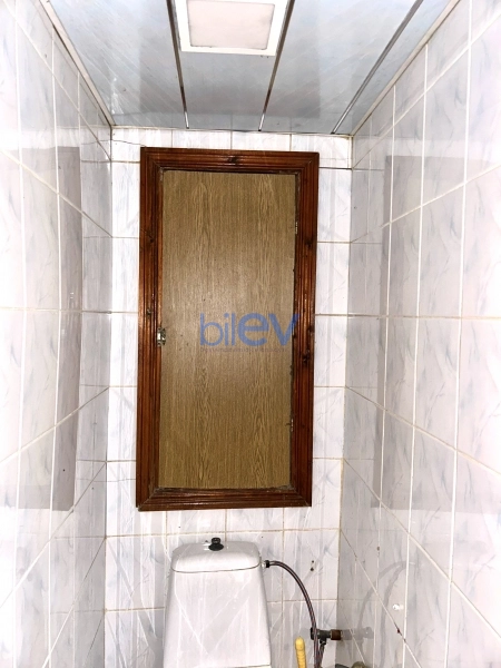 Satış 5 otaqlı Köhnə Tikili bina evi  110m², Xırdalan