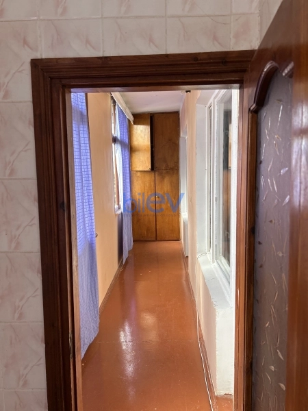 Satış 5 otaqlı Köhnə Tikili bina evi  110m², Xırdalan