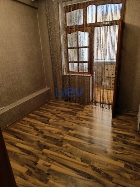 Satış 60 otaqlı Köhnə Tikili bina evi  60m², Bakı